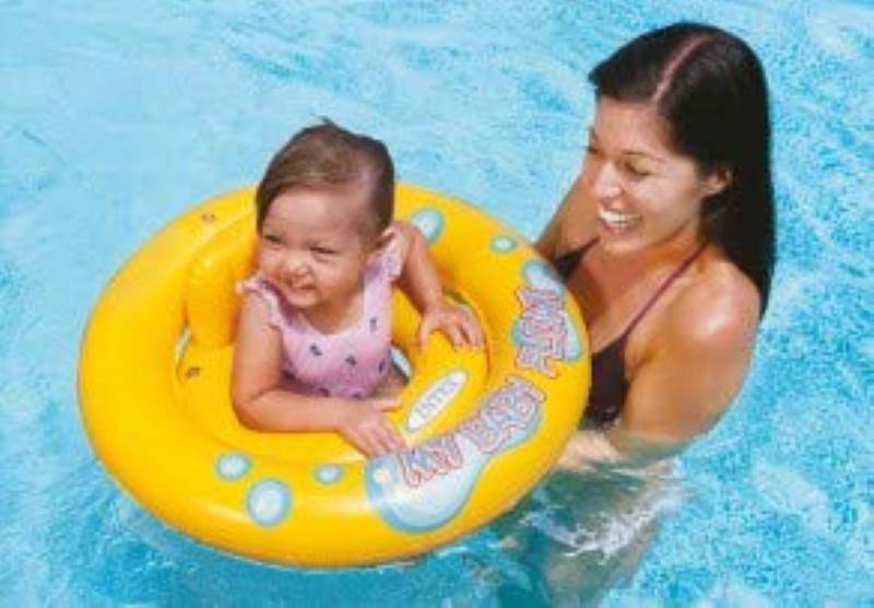 Intex Leg Holes & Saddle Style Seat Baby Float Swimming Aid Swim Seat for Baby Aged 6 Month - 1 Years